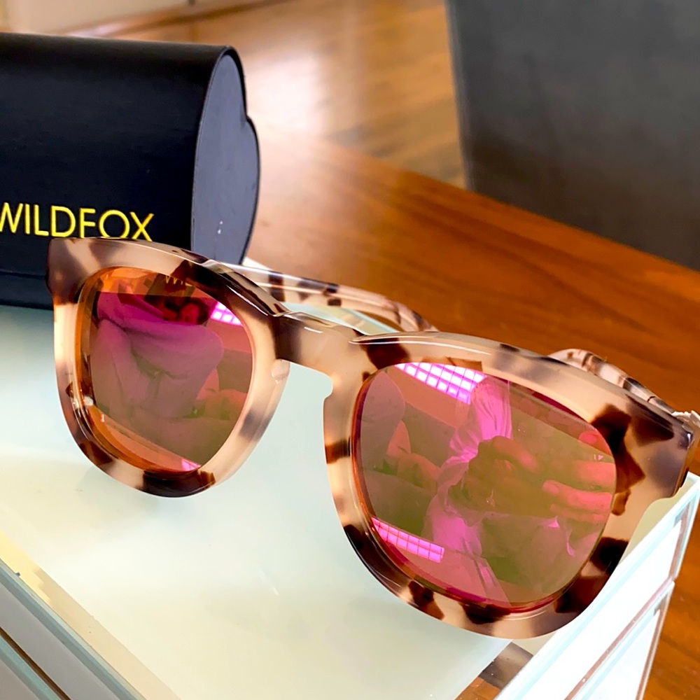 WILDFOX! Sunglasses NEW WITH TAGS